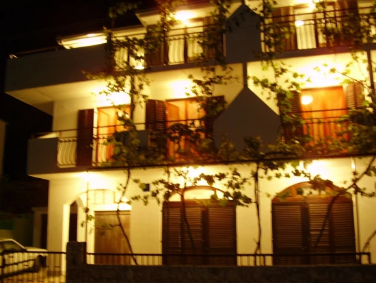 Apartmán Střední Dalmácie - Okrug Gornji DA 17527 N4