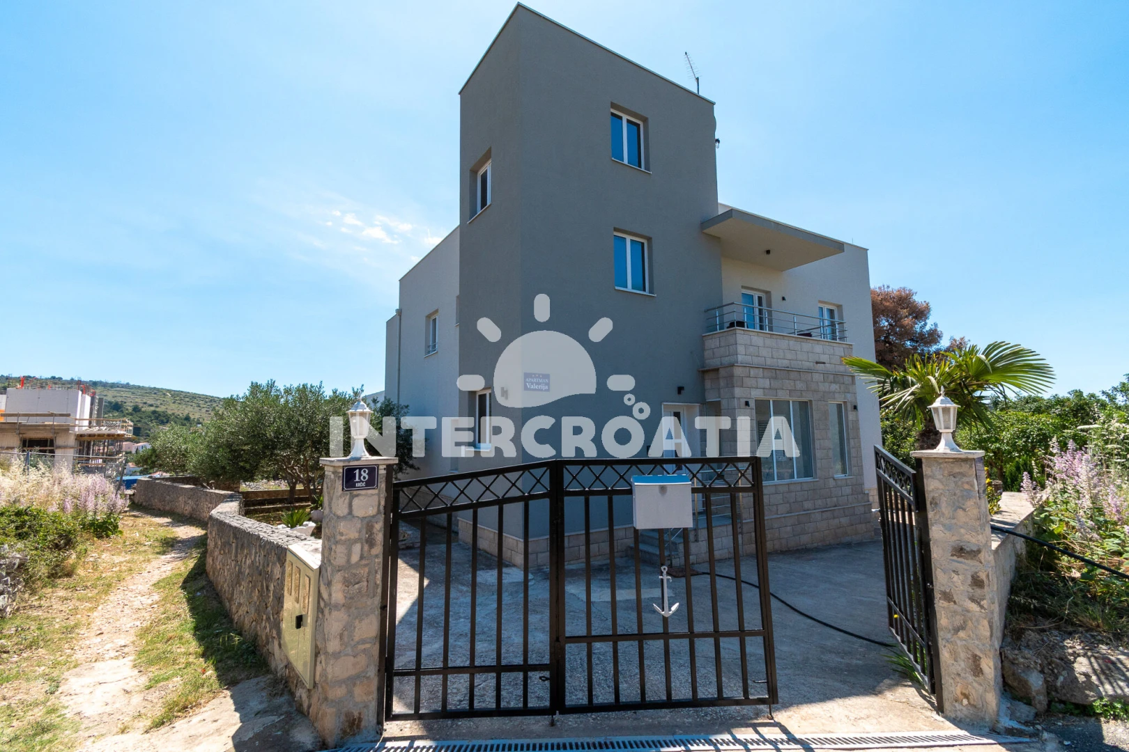 Apartmán Střední Dalmácie - Okrug Gornji DA 17543 N1