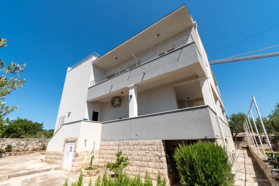 Apartmán Střední Dalmácie - Okrug Gornji DA 17543 N1