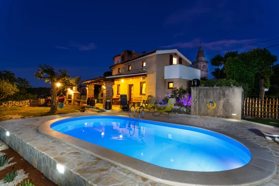 Vila s bazénem Ostrov Krk - Poljica OS 8050 N1