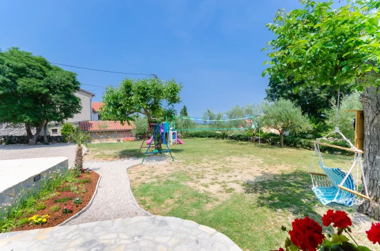 Vila s bazénem Ostrov Krk - Poljica OS 8050 N1