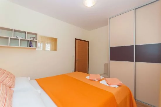 Apartmán Střední Dalmácie - Jesenice DA 2850 N1