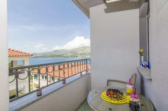 Apartmán Střední Dalmácie - Okrug Donji DA 3300 N1