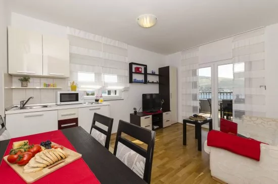 Apartmán Střední Dalmácie - Okrug Donji DA 3300 N2