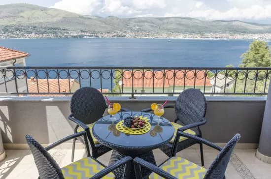 Apartmán Střední Dalmácie - Okrug Donji DA 3300 N6