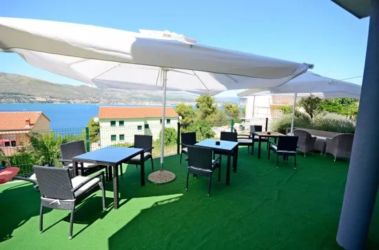 Apartmán Střední Dalmácie - Okrug Donji DA 3300 N8