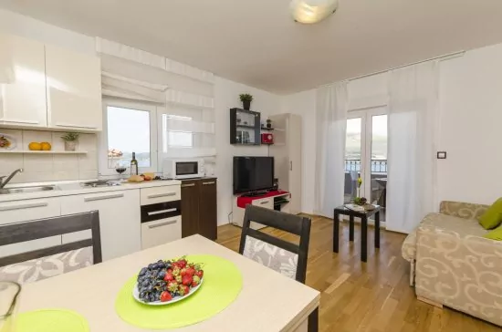 Apartmán Střední Dalmácie - Okrug Donji DA 3300 N10