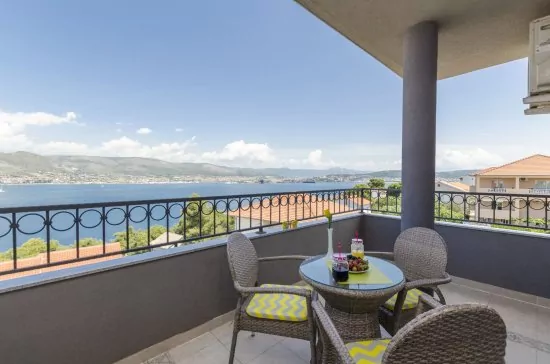 Apartmán Střední Dalmácie - Okrug Donji DA 3300 N11