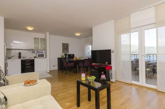 Apartmán Střední Dalmácie - Okrug Donji DA 3300 N11