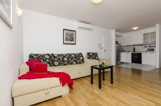 Apartmán Střední Dalmácie - Okrug Donji DA 3300 N11