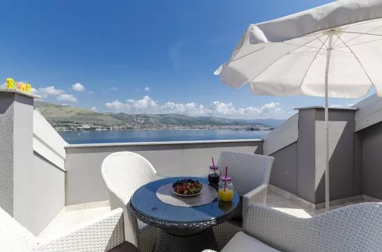 Apartmán Střední Dalmácie - Okrug Donji DA 3300 N12