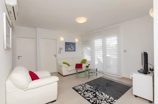 Apartmán Střední Dalmácie - Okrug Donji DA 3300 N12