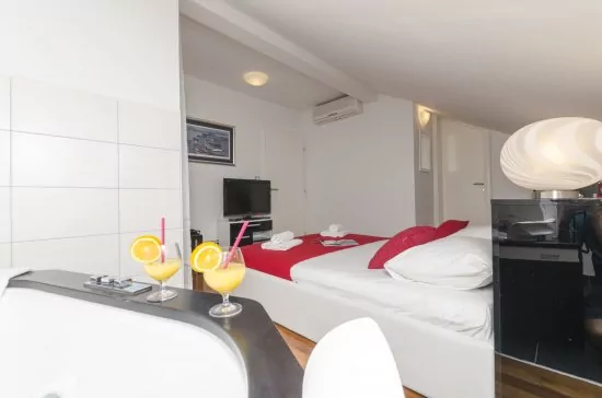 Apartmán Střední Dalmácie - Okrug Donji DA 3300 N12