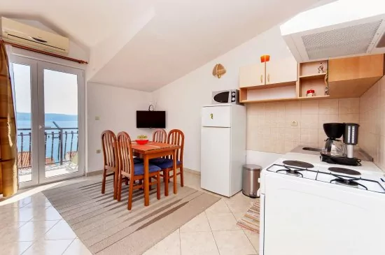 Apartmán Střední Dalmácie - Dugi Rat DA 2800 N1