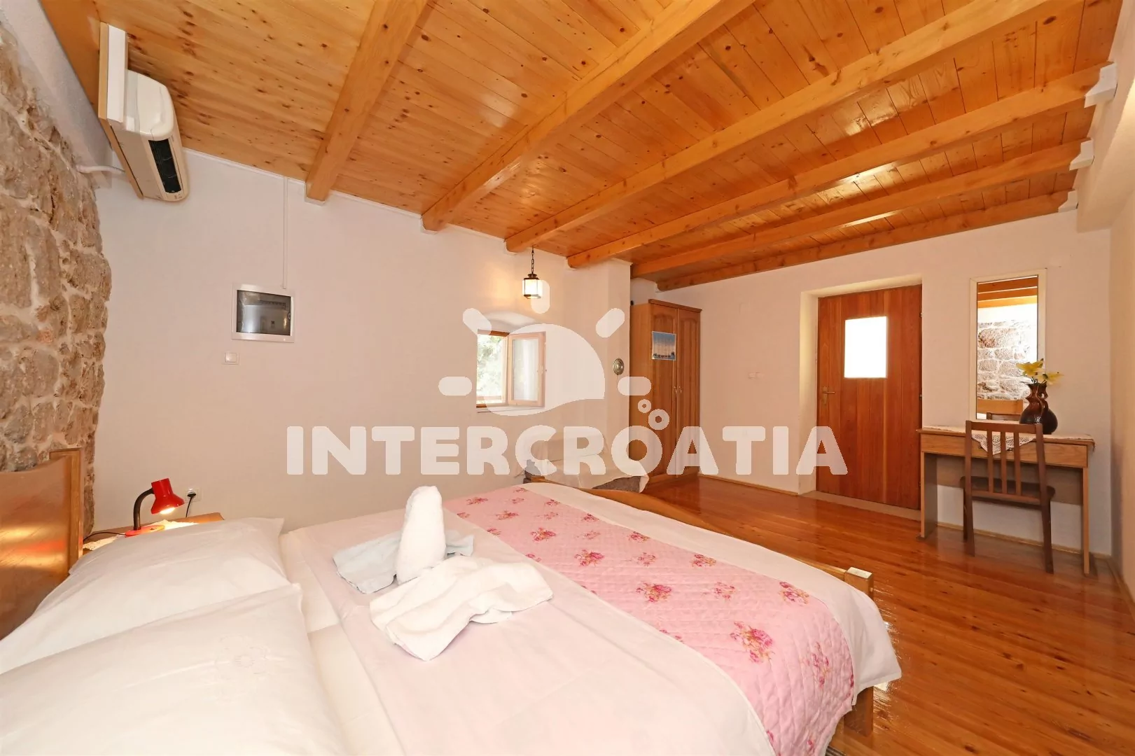 Apartmán Severní Dalmácie - Starigrad DA 6001 N1