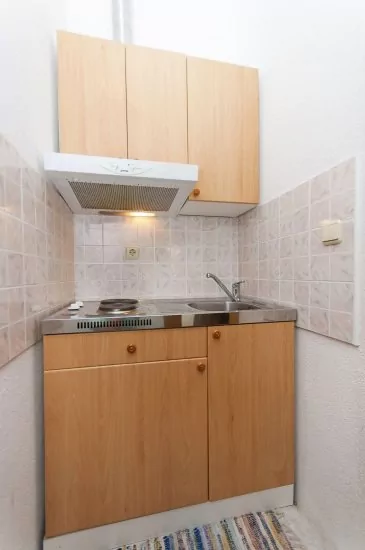 Apartmán Střední Dalmácie - Dugi Rat DA 2800 N2