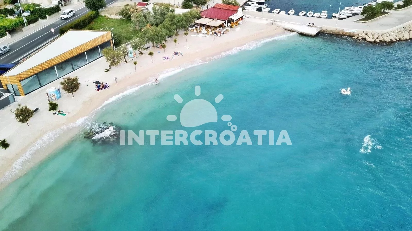 Apartmán Střední Dalmácie - Dugi Rat DA 2800 N2