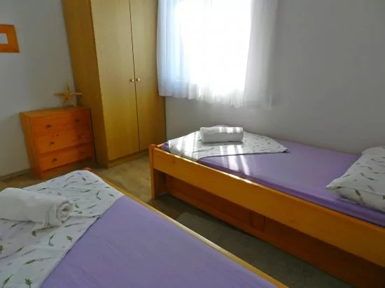 Apartmán Střední Dalmácie - Pisak DA 2302 N1