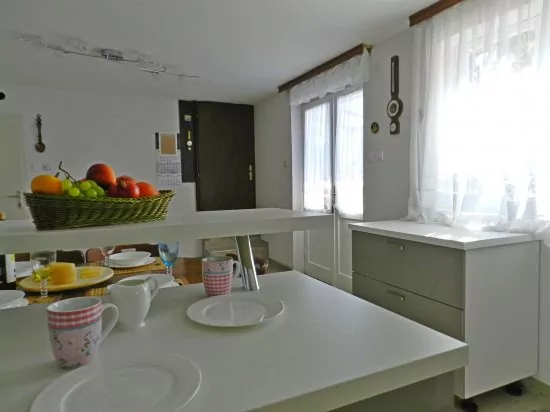 Apartmán Střední Dalmácie - Pisak DA 2302 N1