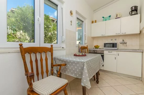 Apartmán Střední Dalmácie - Pisak DA 2303 N1