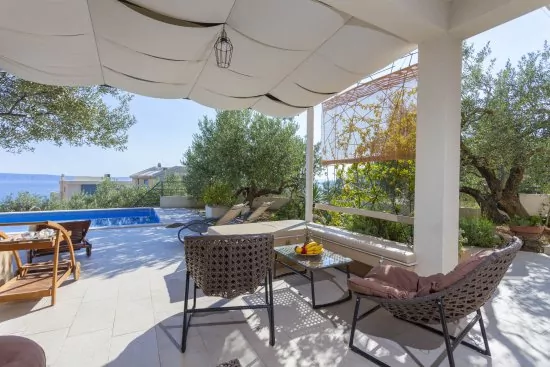 Vila s bazénem Střední Dalmácie - Makarska DA 2002 N1