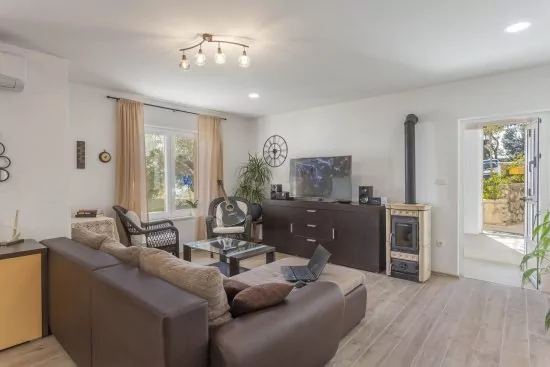 Vila s bazénem Střední Dalmácie - Makarska DA 2002 N1