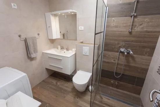 Vila s bazénem Střední Dalmácie - Makarska DA 2002 N1