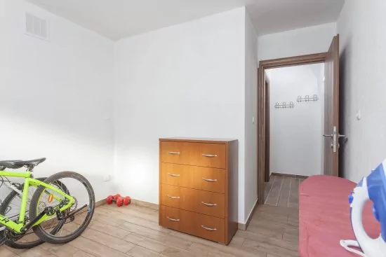 Vila s bazénem Střední Dalmácie - Makarska DA 2002 N1