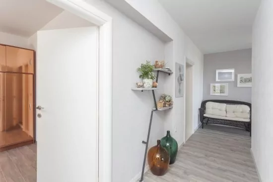 Vila s bazénem Střední Dalmácie - Makarska DA 2002 N1