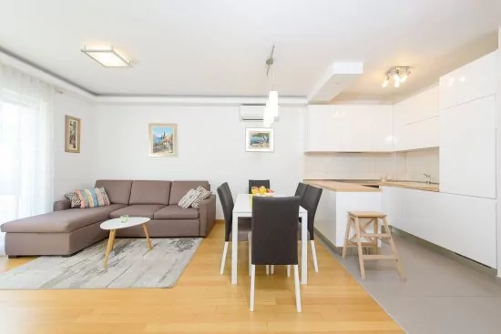 Apartmán Střední Dalmácie - Podstrana DA 2903 N1