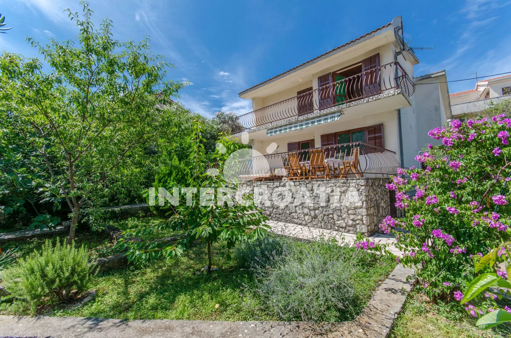 Apartmán Střední Dalmácie - Okrug Gornji DA 3301 N1