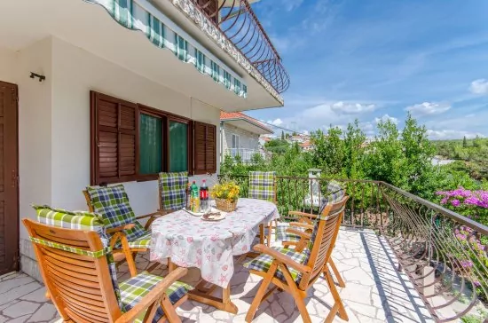 Apartmán Střední Dalmácie - Okrug Gornji DA 3301 N1