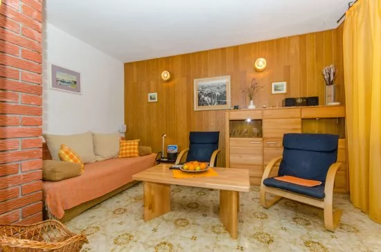 Apartmán Střední Dalmácie - Okrug Gornji DA 3301 N1