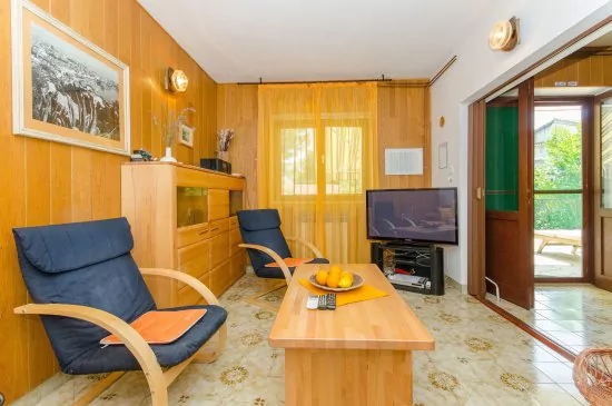 Apartmán Střední Dalmácie - Okrug Gornji DA 3301 N1