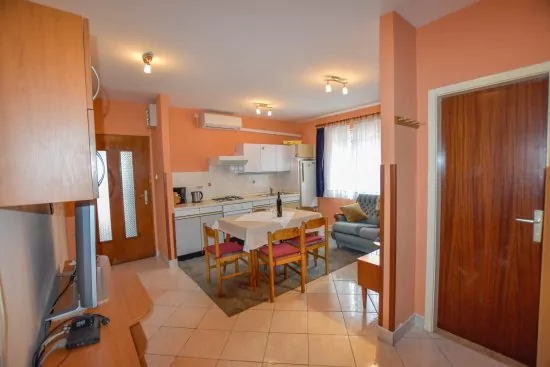 Apartmán Severní Dalmácie - Biograd na Moru DA 4702 N2