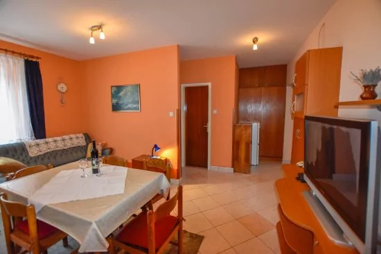 Apartmán Severní Dalmácie - Biograd na Moru DA 4702 N2