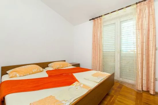Apartmán Severní Dalmácie - Pirovac DA 4201 N1