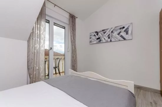 Apartmán Střední Dalmácie - Okrug Gornji DA 3307 N1