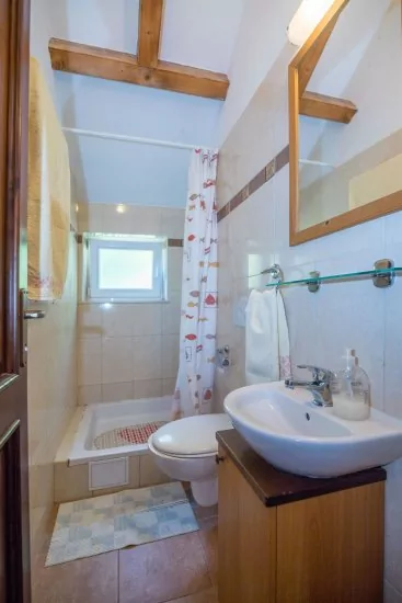 Domek Střední Dalmácie - Kaštela DA 3101 N1