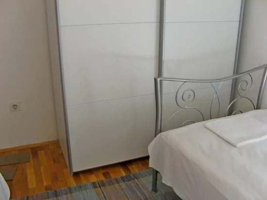 Apartmán Střední Dalmácie - Pisak DA 2304 N2