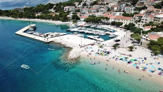 Brela letecký pohled. 