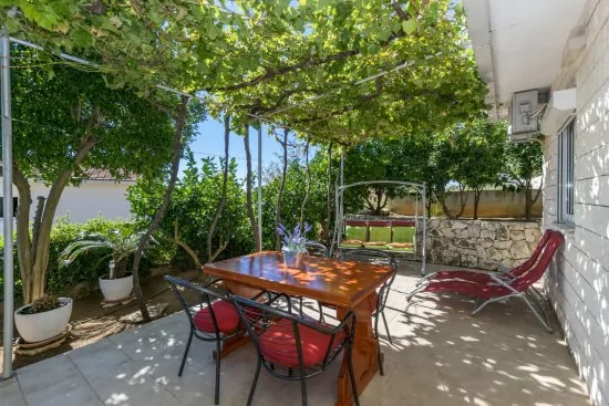 Apartmán Střední Dalmácie - Okrug Gornji DA 3304 N1