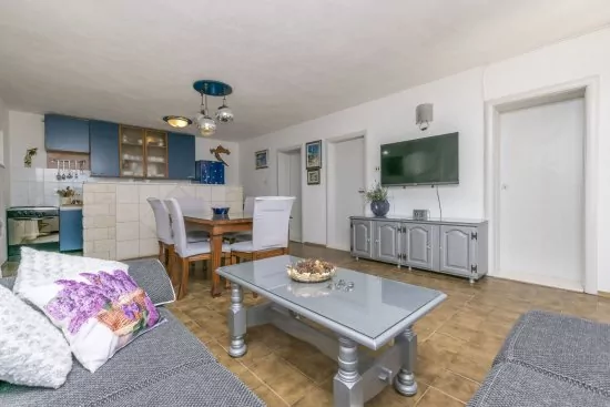 Apartmán Střední Dalmácie - Okrug Gornji DA 3304 N2