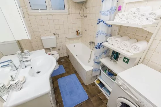 Apartmán Střední Dalmácie - Okrug Gornji DA 3304 N2