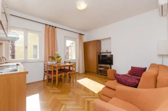 Apartmán Střední Dalmácie - Makarska DA 2009 N1