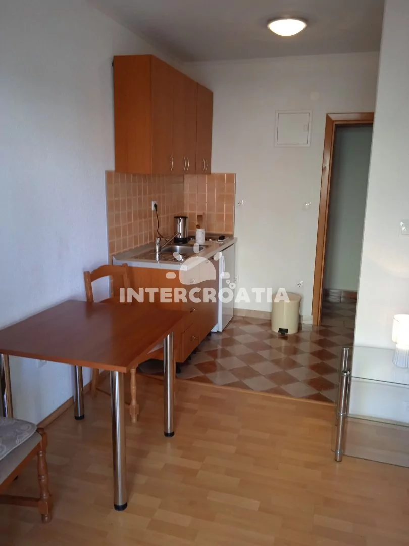 Apartmán Střední Dalmácie - Okrug Gornji DA 3323 N1