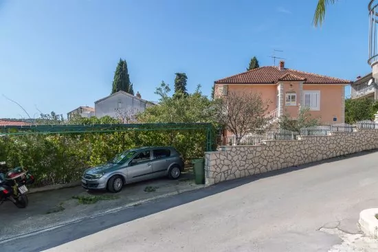 Apartmán Střední Dalmácie - Okrug Gornji DA 3305 N1