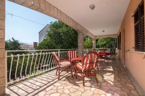 Apartmán Střední Dalmácie - Okrug Gornji DA 3305 N1