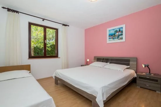Apartmán Střední Dalmácie - Okrug Gornji DA 3305 N1