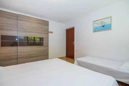 Apartmán Střední Dalmácie - Okrug Gornji DA 3305 N1